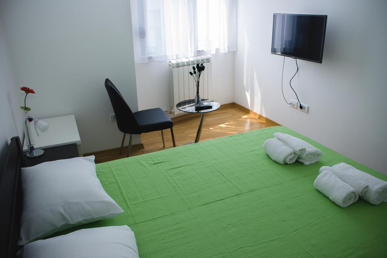 Botanical Garden Apartments 베오그라드 외부 사진