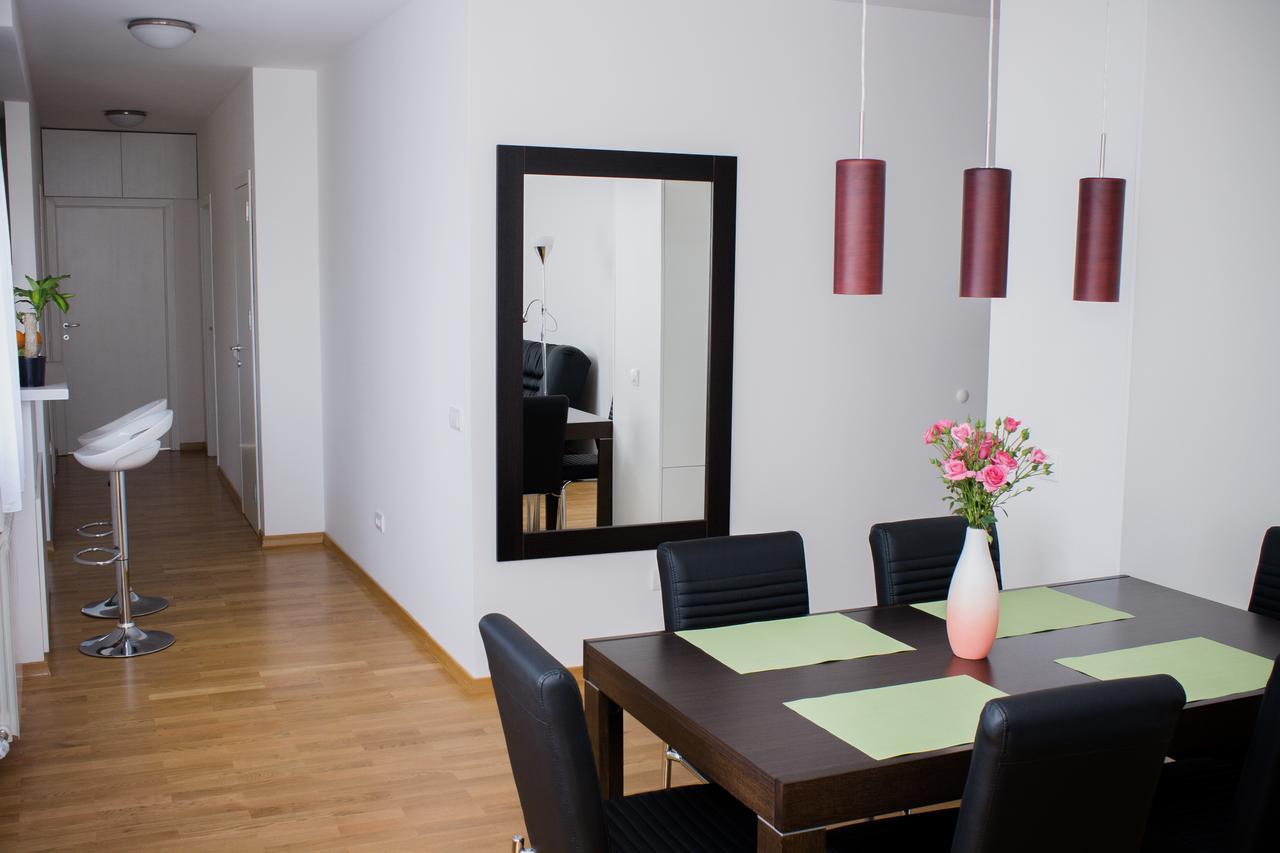 Botanical Garden Apartments 베오그라드 외부 사진