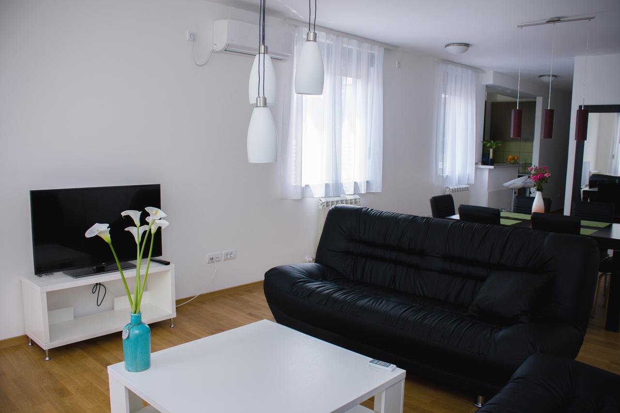 Botanical Garden Apartments 베오그라드 외부 사진