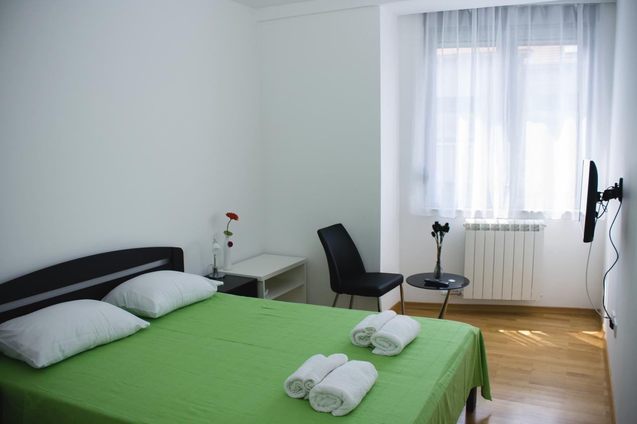 Botanical Garden Apartments 베오그라드 외부 사진